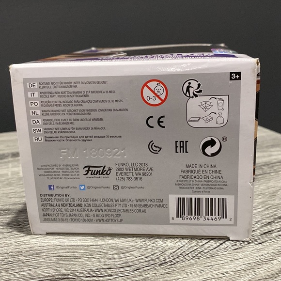 Funko Pop! Games | Fortnite #434: Moonwalker (2018) - Collectible Vinyl Figure - Picture 7 of 15